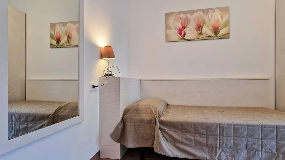Lovely Apartment Overlooking the Pool in Bibione