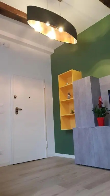 Snc1018 Modern Boutique Apartment