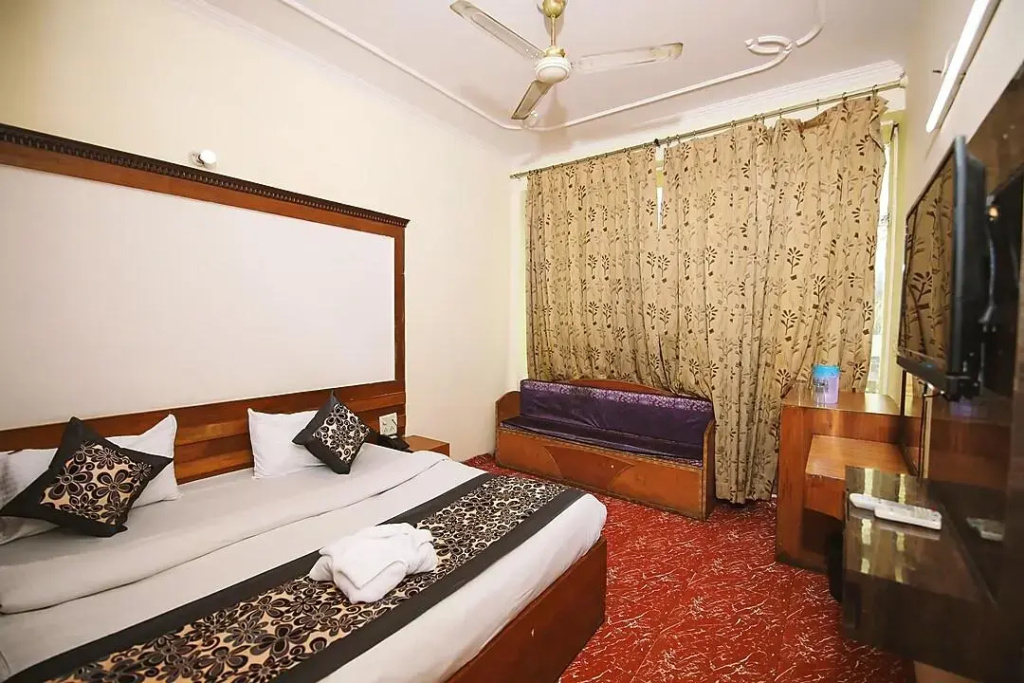 Hotel Jindal International