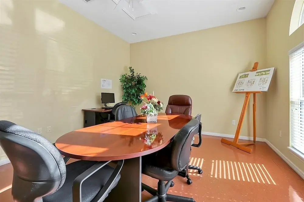 2722 Club Cortile Unit B 3bed
