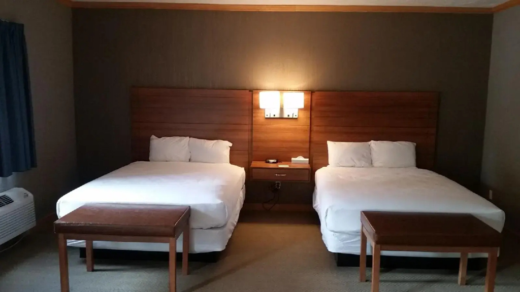 Treetops Resort