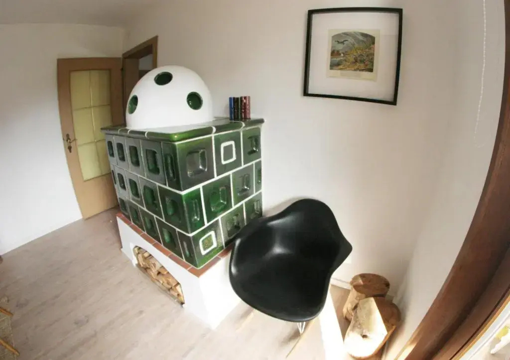 Family Friendly Chalet - Central with Beautiful Mountain Views