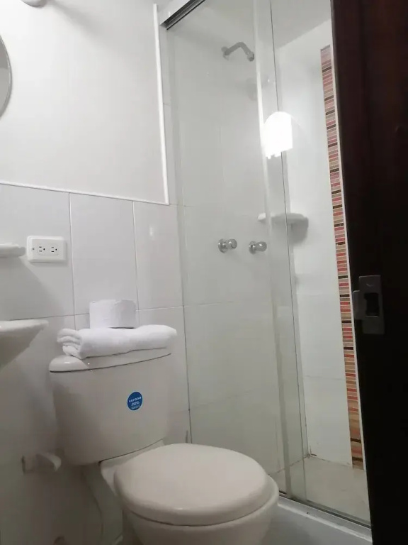 Room in Guest Room - Close to the Family Embassy 1