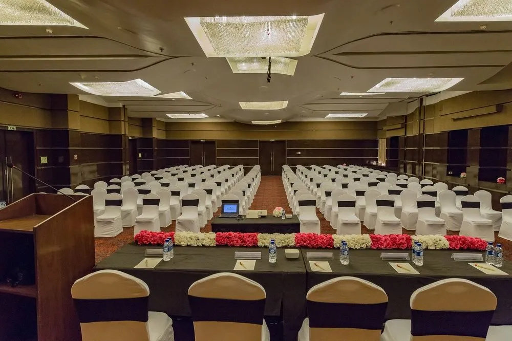 The Residence Hotel & Convention Center