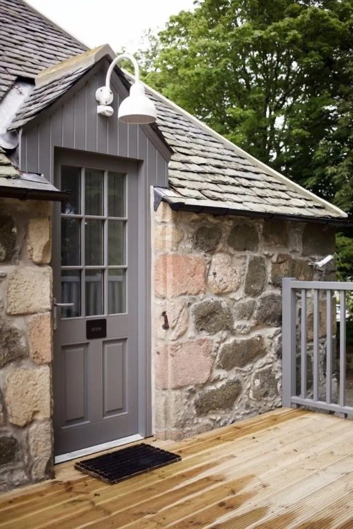 The Lodges at Barra Castle