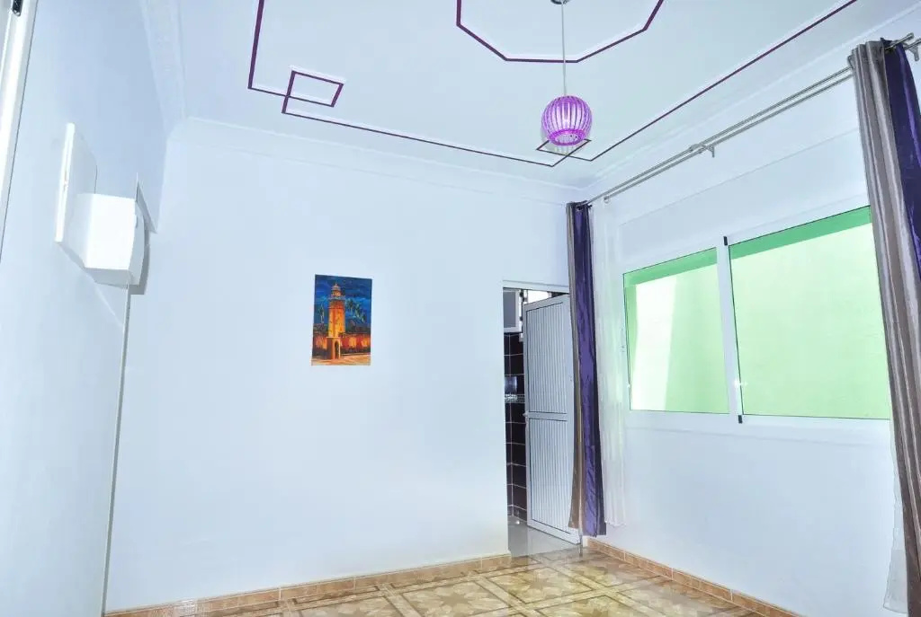 Appartement moderne avec climatisation et WiFi À 700m de la plage, idéalement situé près des commerces