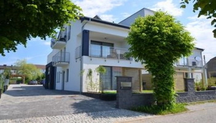 Apartamenty Villa Baltica Rewal - jacuzzi na dachu, wi-fi, parking w cenie