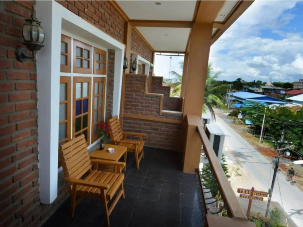 Teak Wood Hotel