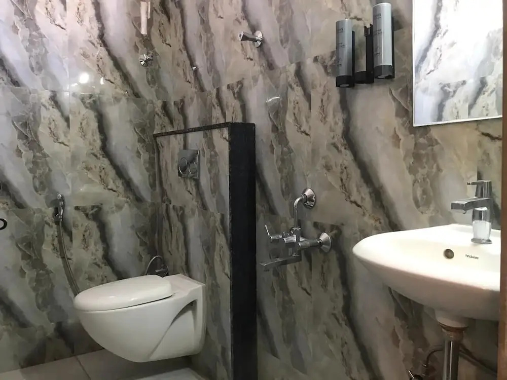 Gateway Suites