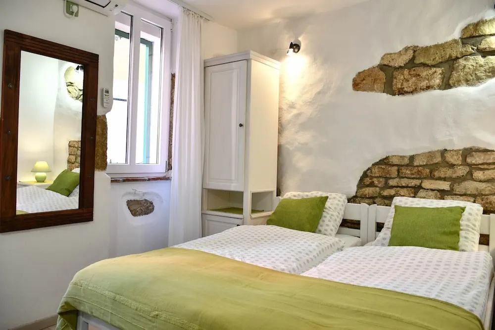Apartments Tanga