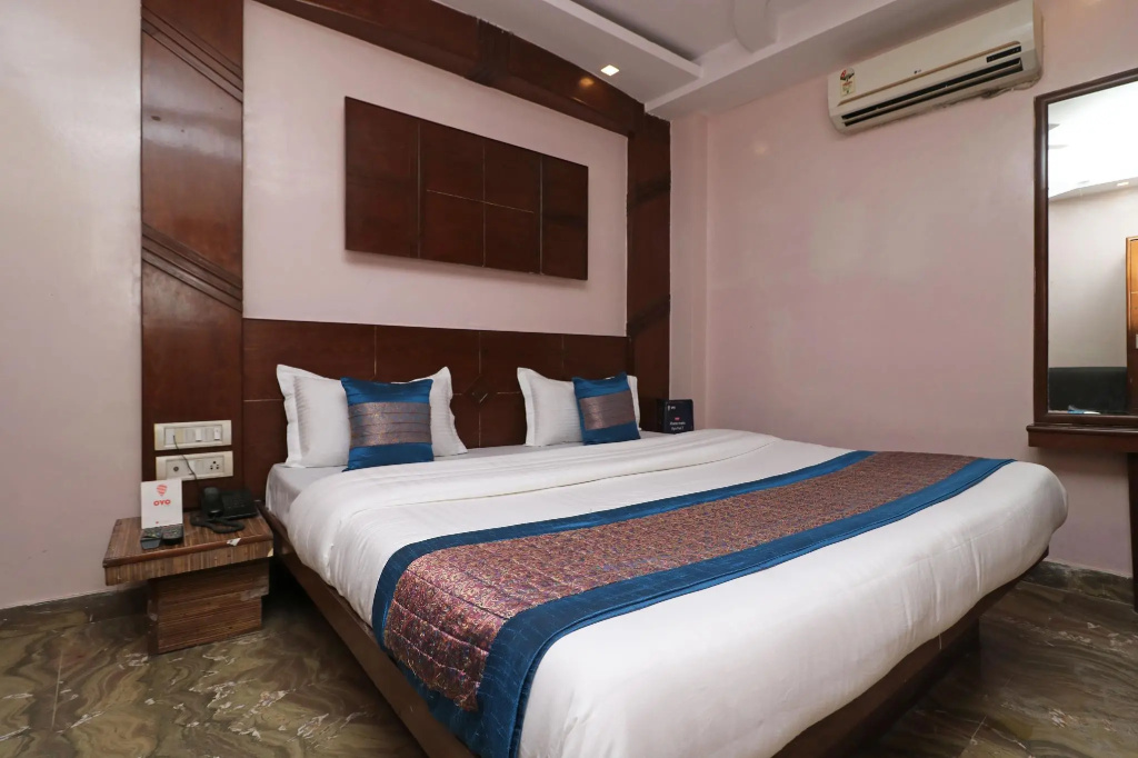 OYO 5494 Hotel Odeon Continental