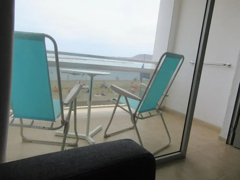Loft en playa Las Canteras-vista mar con wifi