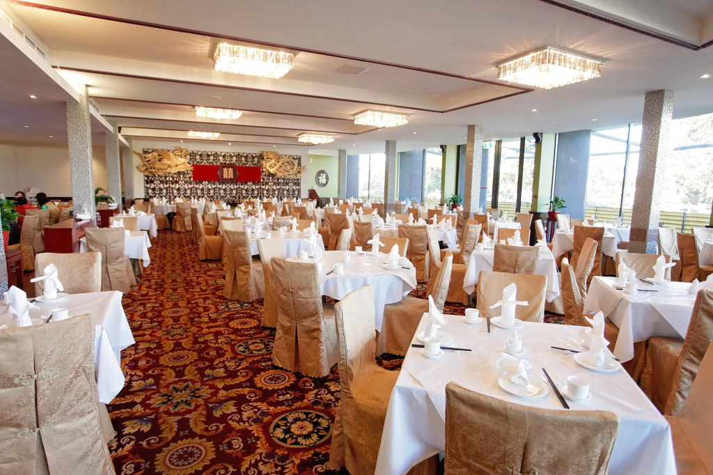 Golden Pebble Hotel