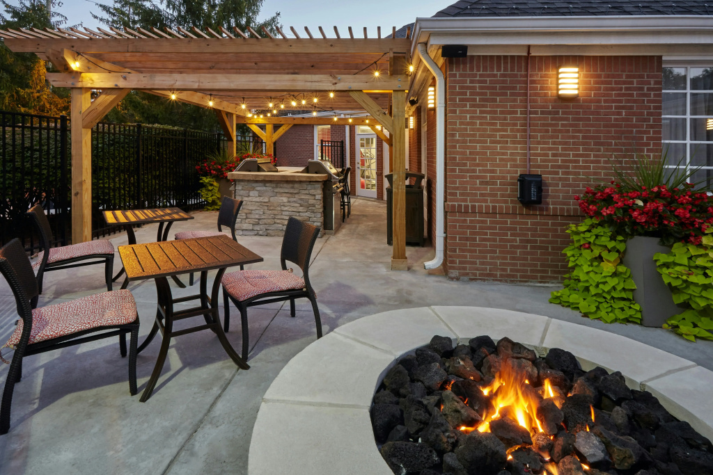 Homewood Suites by Hilton Indianapolis At The Crossing