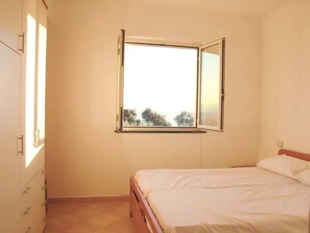 Elvira Residence
