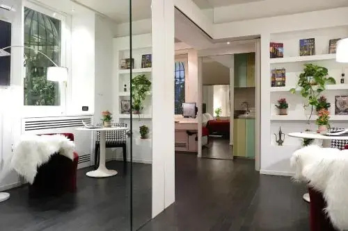 Via Condotti Private Suite