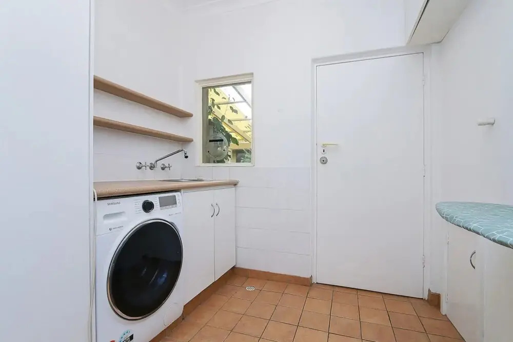 Spacious 5 Bed Home Close To Cottesloe Beach