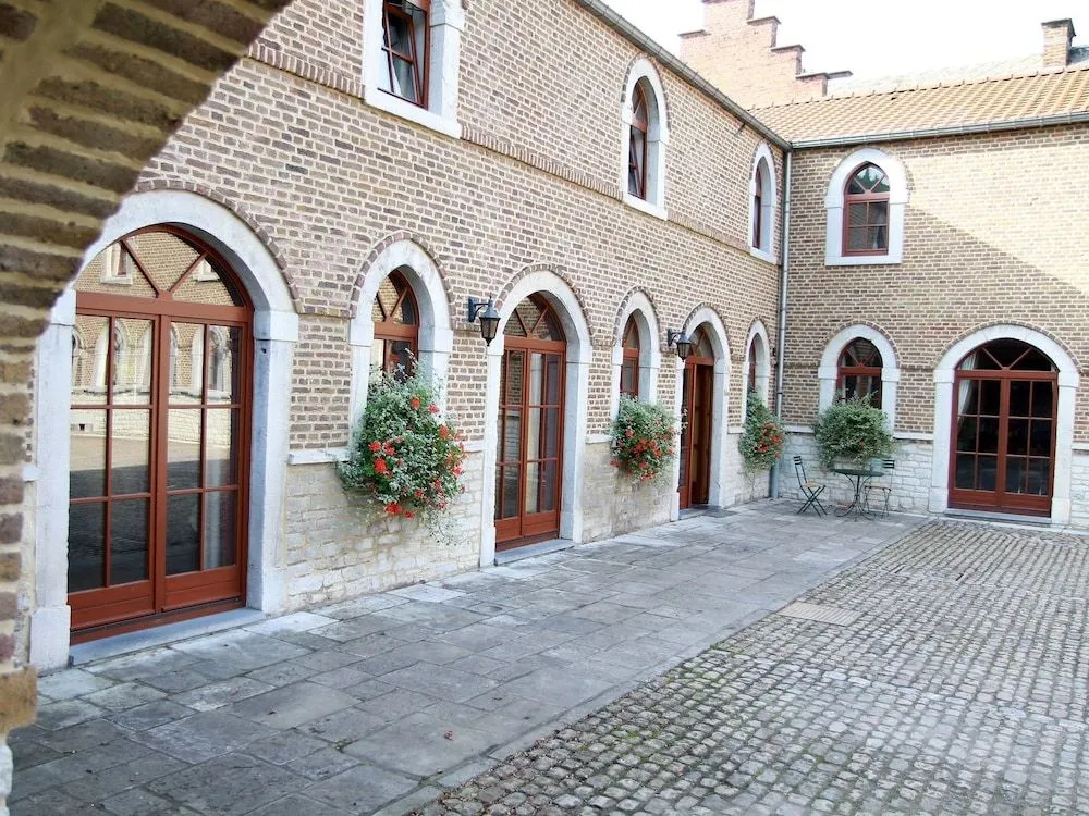 Hôtel - Ferme du Château d'Ahin