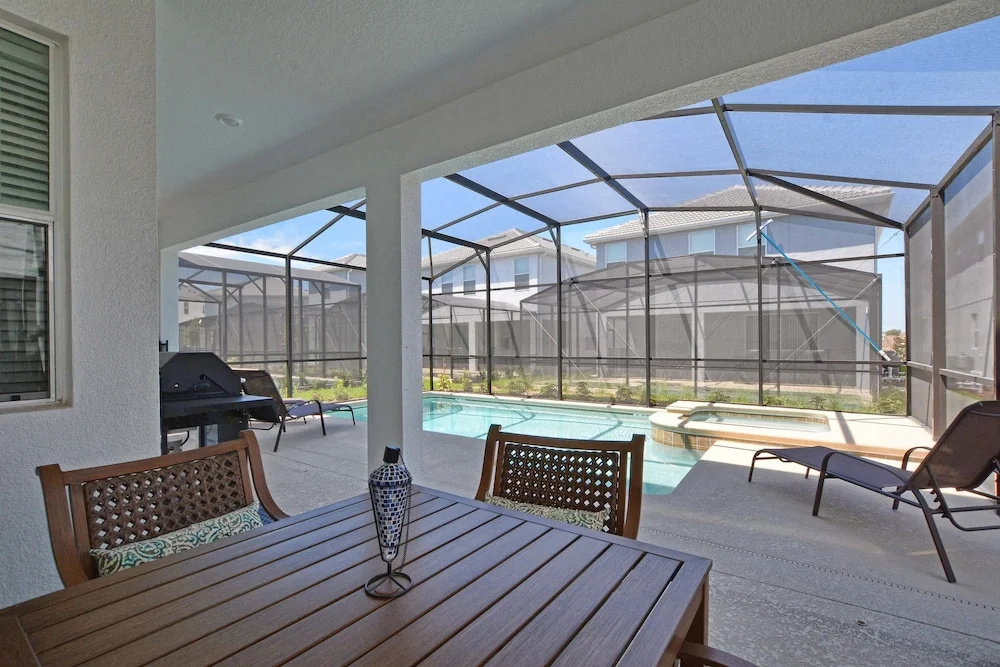 Storey Lake- 6 Bedroom Pool Home- 1653ST