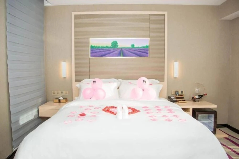 Lavande Hotels Xianning Tonghui Plaza