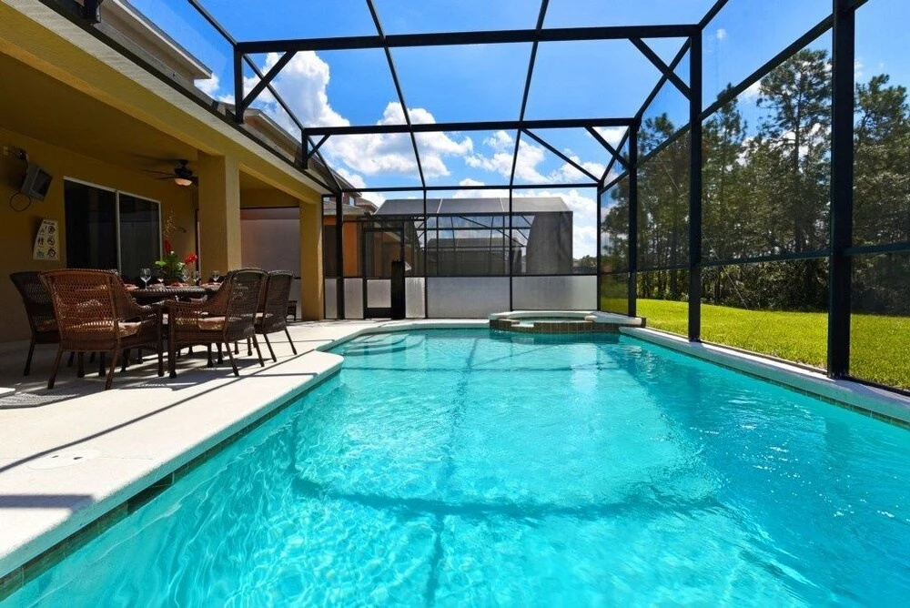 6 Bed Pool Home w/ 2 Master Rooms at Watersong