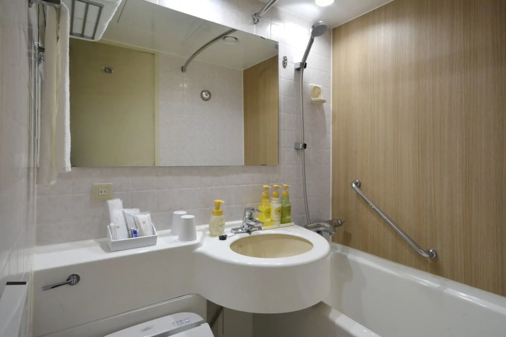 Premier Hotel Cabin Shinjuku