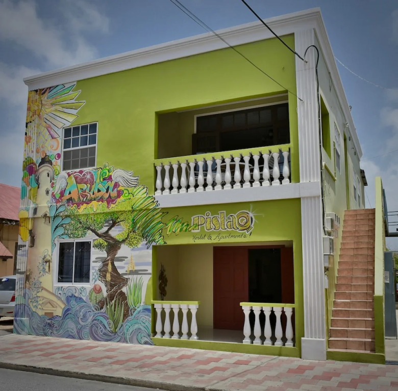 Pista Q hostel and apartments