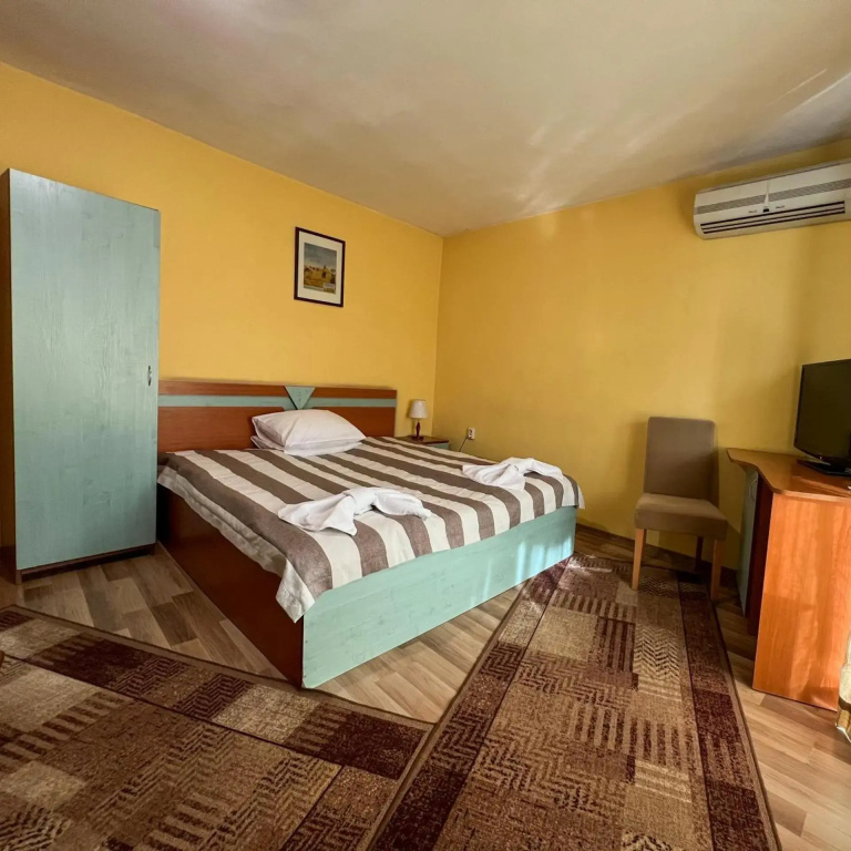 ALPHA family HOTEL