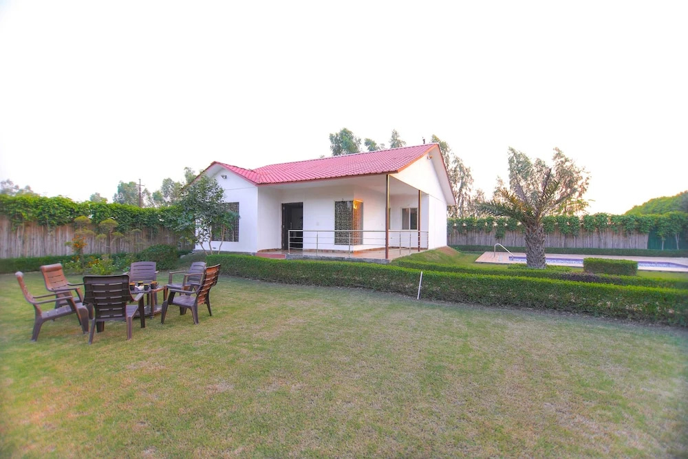 V Resorts ShuHul Garden Noida
