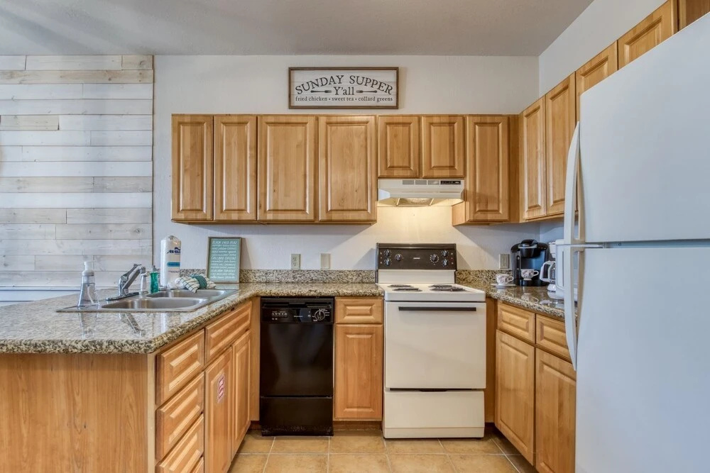Owl See You 3205 - Close To Dollywood And Overlooking Gatlinburg Golf Course 2 Bedroom Condo by RedAwning