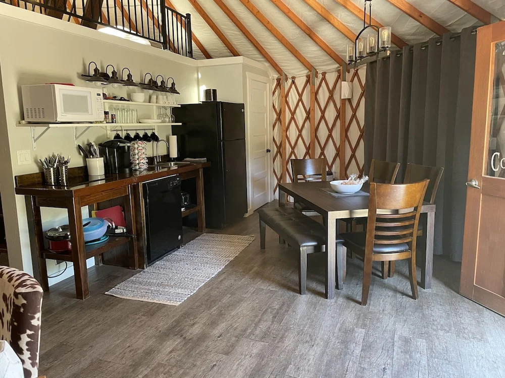 Escalante Yurts