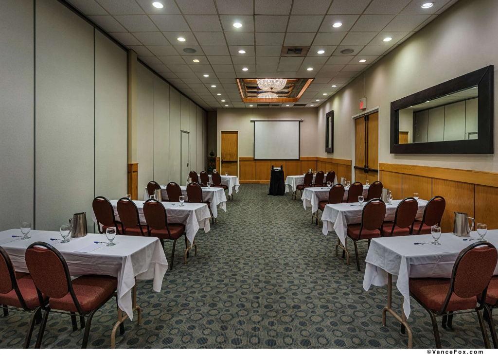 Best Western Plus Silverdale Beach Hotel