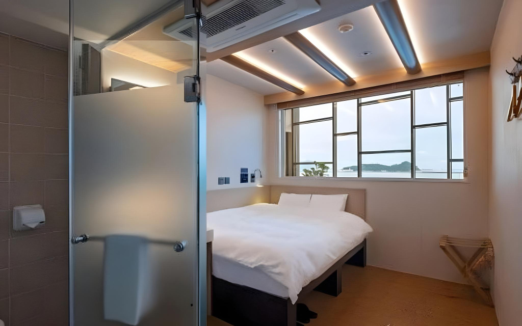DarakHyu Yeosu Capsule Hotel by WALKERHILL