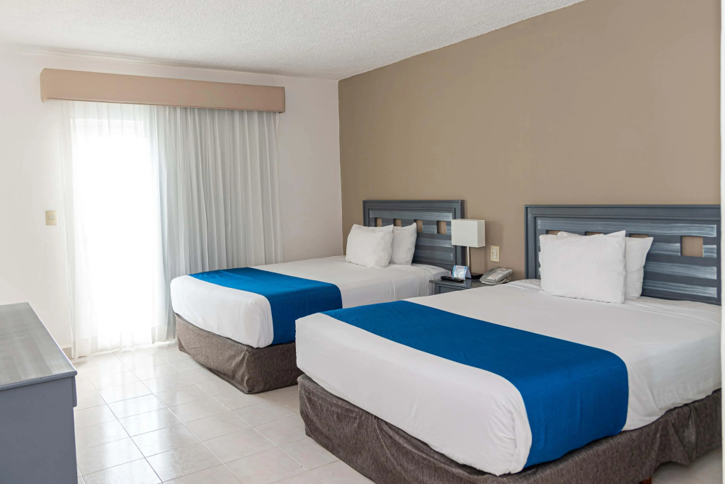 Ocean View Cancun Arenas