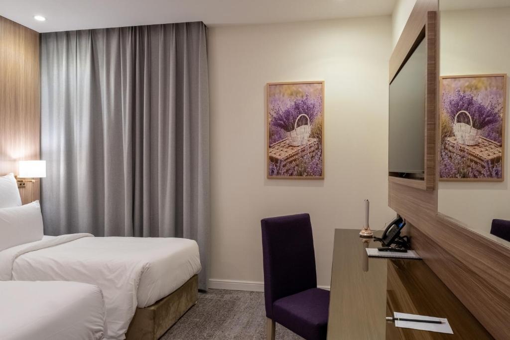 Tura Hotel AlNuzha