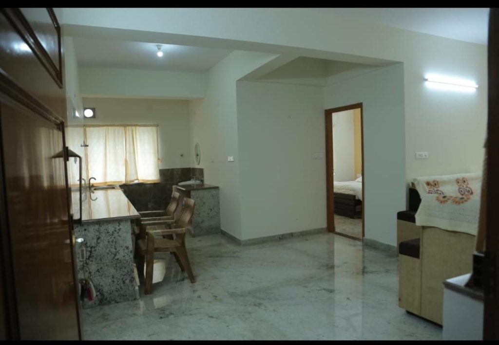 Premier Hillview 1