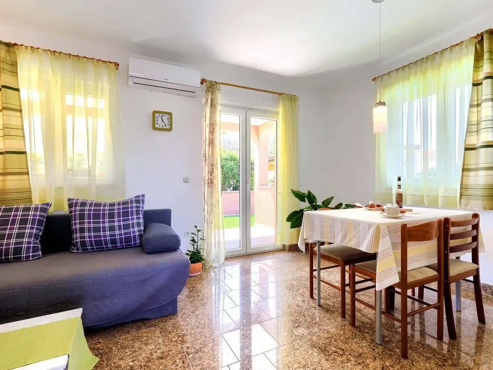 Holiday Home House Eric&Paolo by Interhome