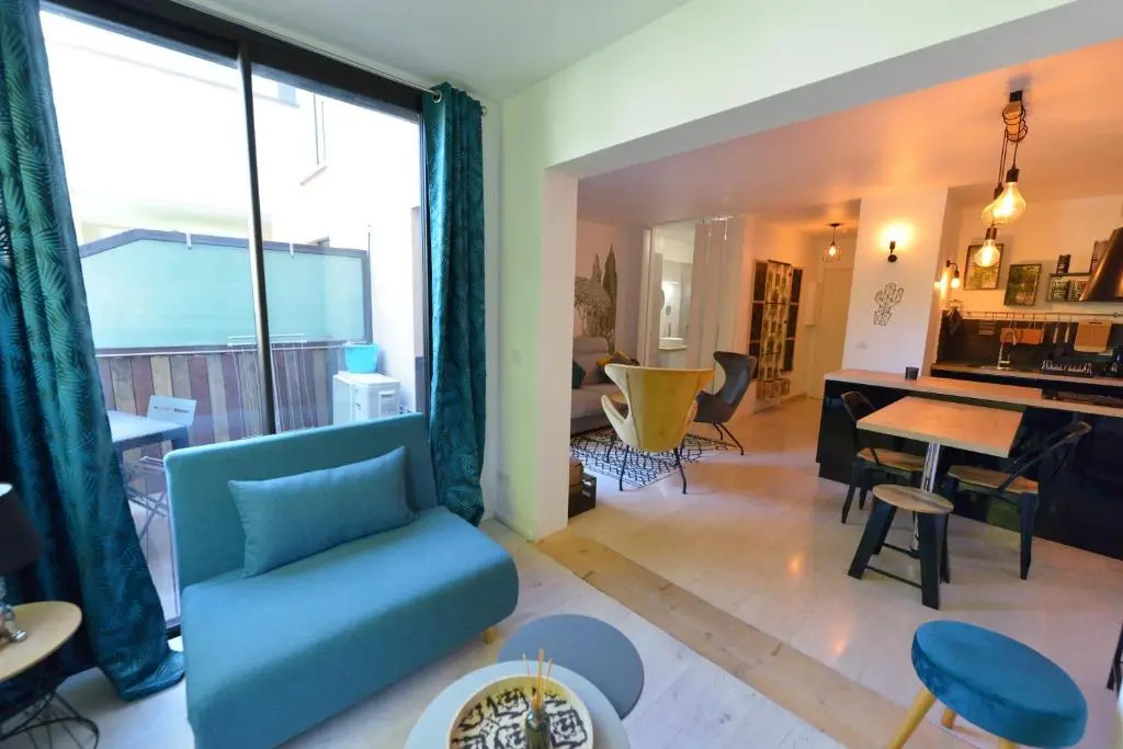 Élégant studio Mougins