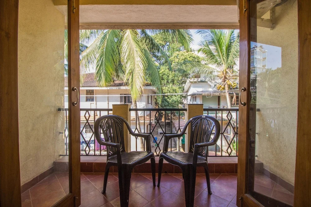 OYO 11573 Home Breezy 2BHK Candolim