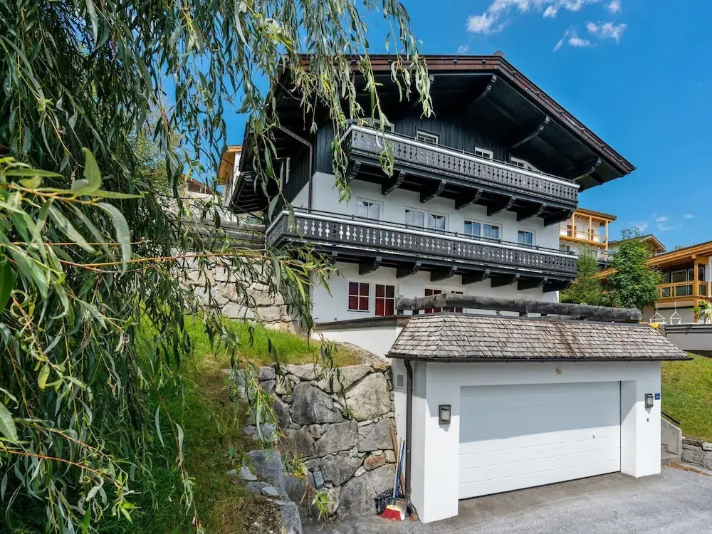 Quiet Holiday Home in Salzburg near Ski Area
