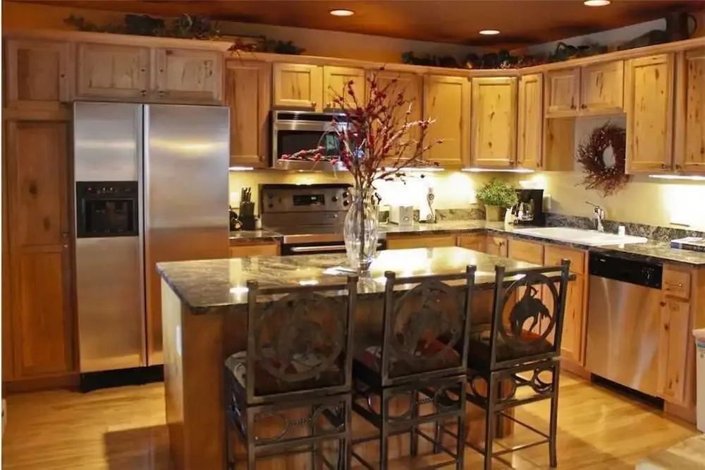 Gray Wolf 1 - 3 Br Condo