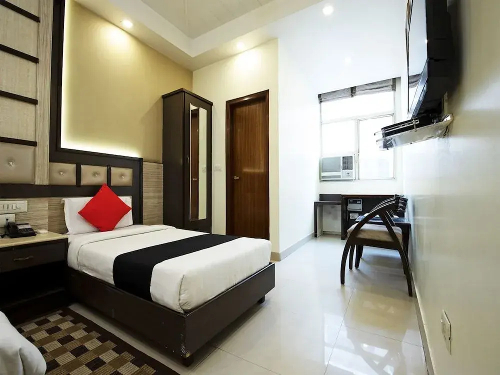 Capital O 312 Hotel Aster Inn
