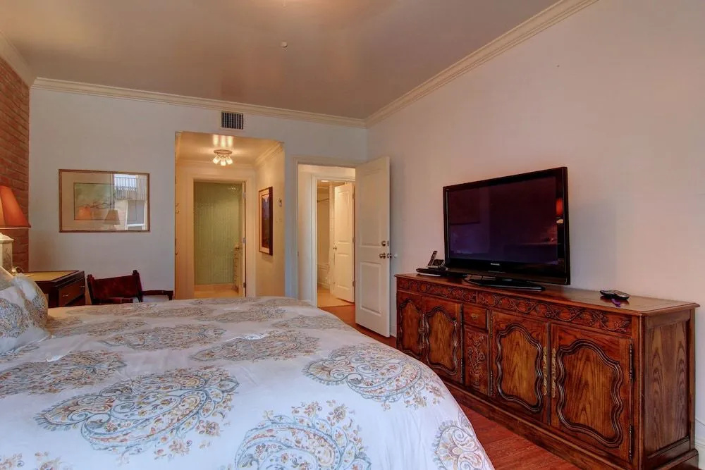 Channelview 211 2 Bedrooms 2 Bathrooms Condo