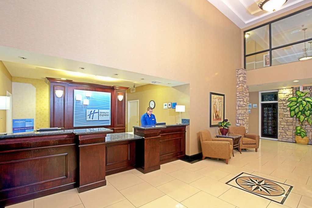Holiday Inn Express & Suites Tucson by IHG