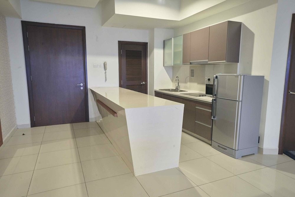 Regalia Residence at KLCC View Sky Pool by KC