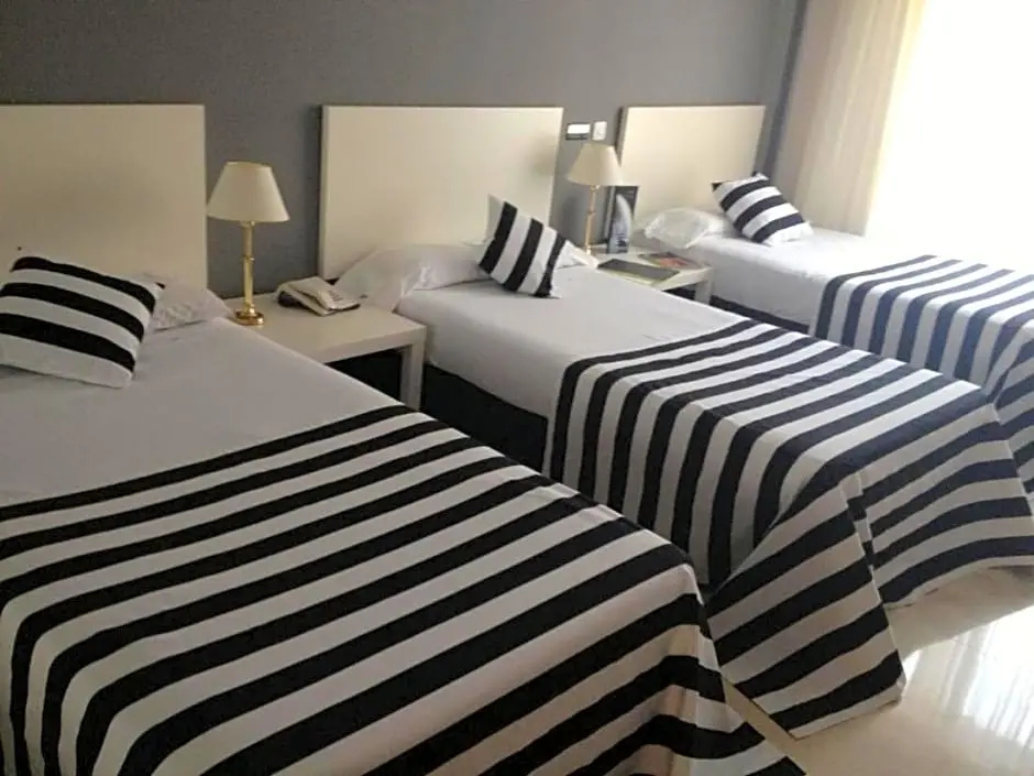 Esentia Togumar - Triple 3 Adults