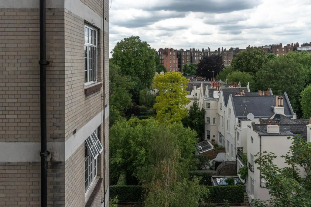 Stylish Art Deco 1 bedroom in West London