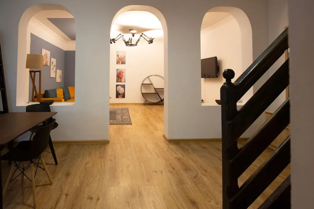 Отель Veranda House, ул. Самрекло, 25