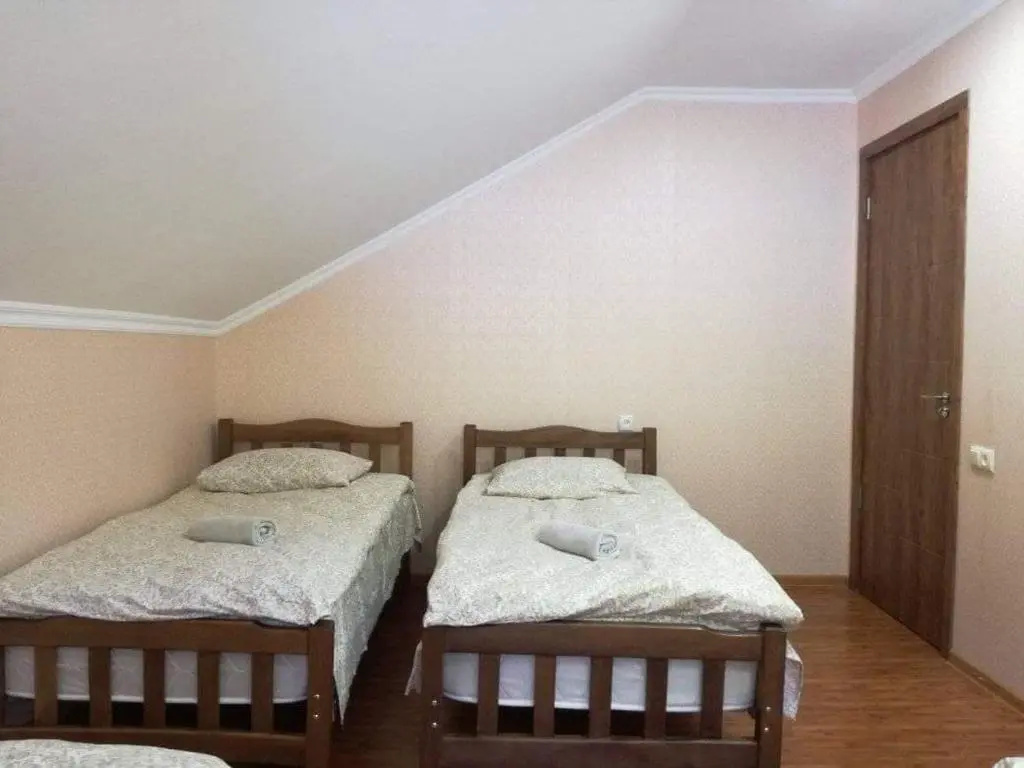 Lia's Guest house Tsvirmi