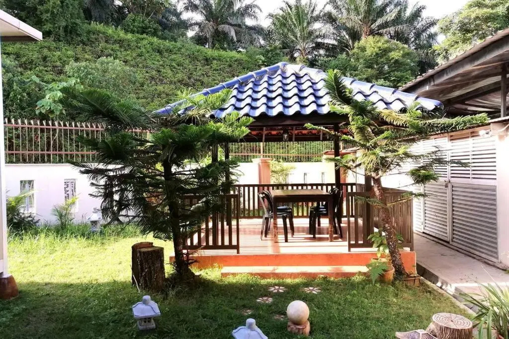 Kulai Dream Homestay 4room 16pax @near Kulai Aeon, JPO, Senai Airport, Legoland